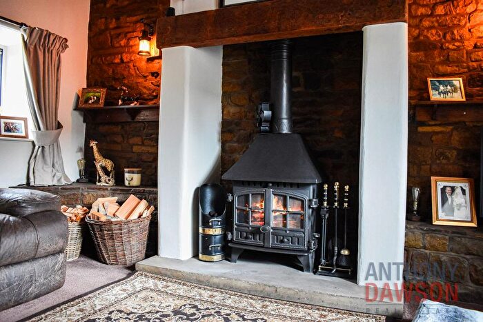 2 Bedroom Terraced House For Sale In Thorneyholme Square, Burnley, BB12