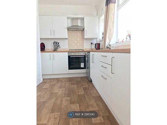 3 Bedroom Semi Detached House To Rent In Kedward Avenue, Middlesbrough, TS3