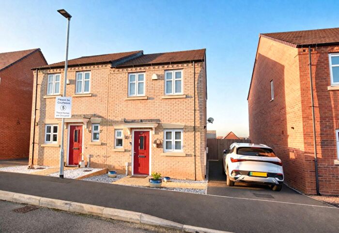 2 Bedroom Semi Detached House For Sale In Grassland Way, Northampton, NN4