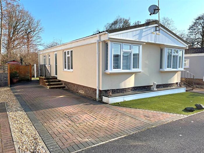 2 Bedroom Park Home For Sale In Water End Park, Old Basing, Basingstoke, RG24