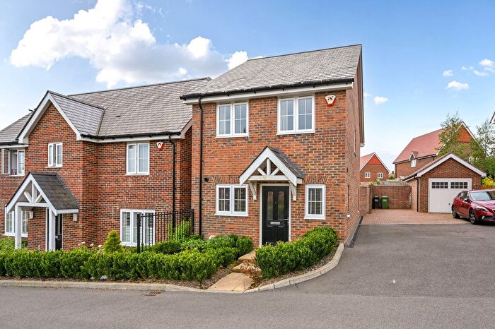 2 Bedroom Detached House For Sale In Burton Lane, Crowborough, TN6