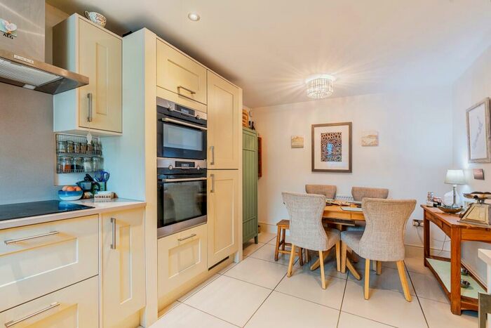 4 Bedroom Town House For Sale In Kennedy Place, Ulverston, LA12