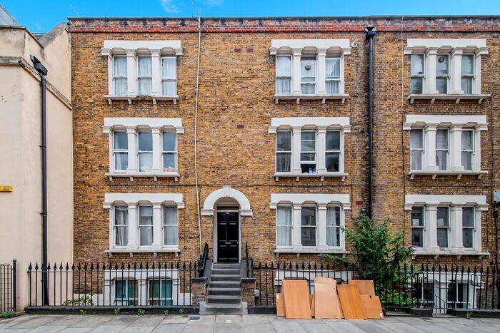 3 Bedroom Flat To Rent In Wicklow Street, London, WC1X