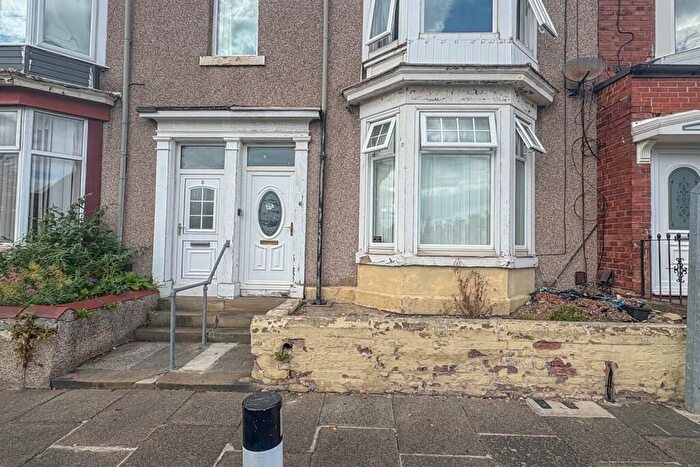 2 Bedroom Flat For Sale In Reading Road, South Shields, NE33