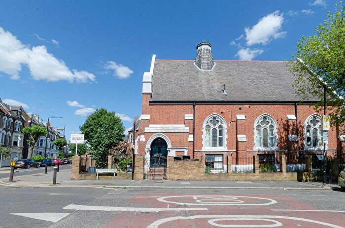 2 Bedroom Flat To Rent In Old Church Court, Victoria Road, Stroud Greenc, N4