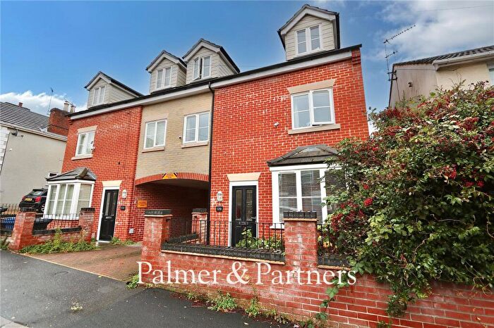 4 Bedroom Semi-Detached House For Sale In Lacey Street, Ipswich, Suffolk, IP4