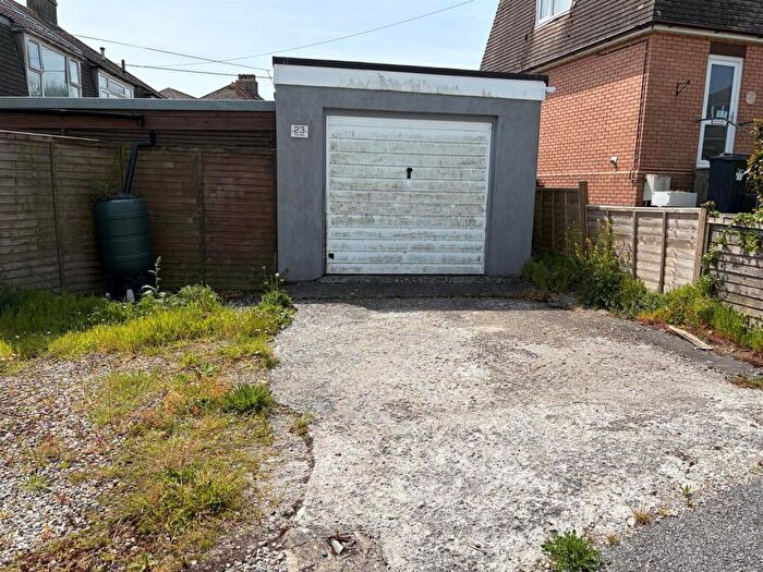Garage / Parking For Sale In Park Road, Fowey, PL23