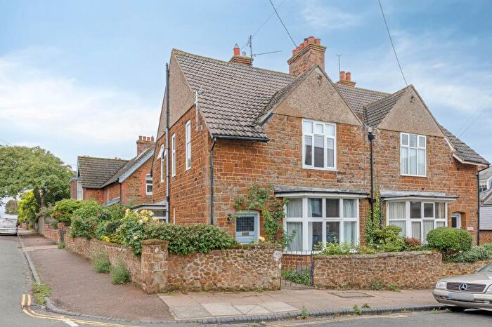 3 Bedroom Semi Detached House For Sale In Charming Arts And Crafts Character Home In Hunstanton, PE36