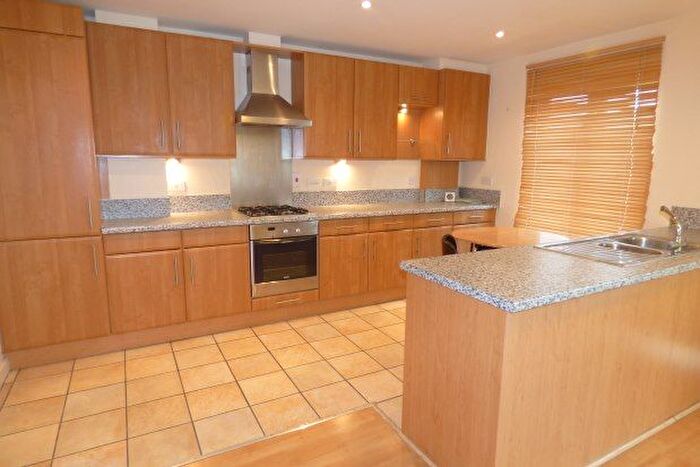 2 Bedroom Flat To Rent In Goods Station Road, Tunbridge Wells, TN1