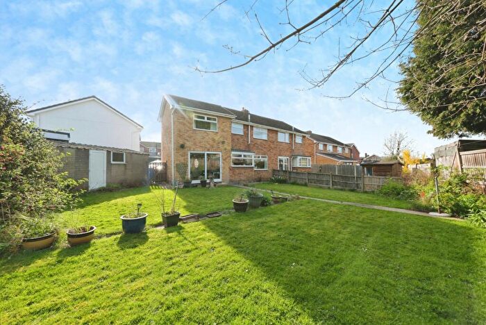 4 Bedroom Semi-Detached House For Sale In Salisbury Close, Mansfield Woodhouse, Mansfield, Nottinghamshire, NG19