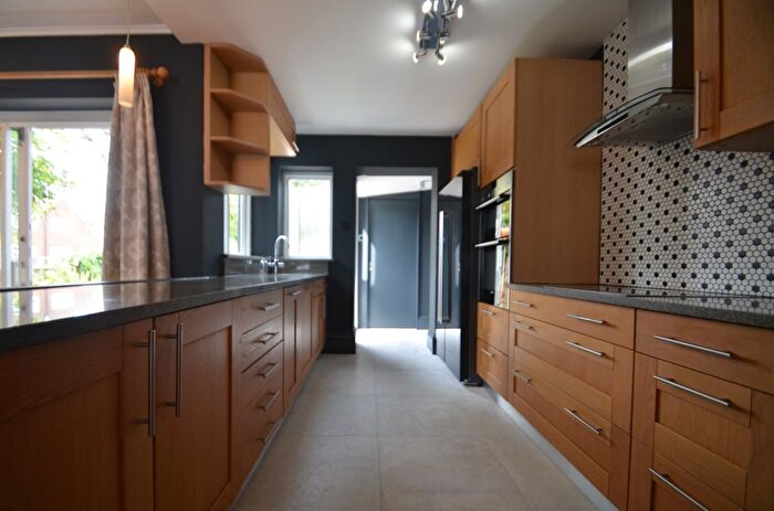 3 Bedroom Semi-detached House To Rent In Main Street, Feltham, TW13