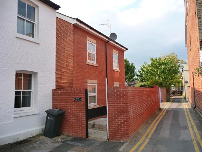 1 Bedroom Flat To Rent In George Road, Guildford, GU1