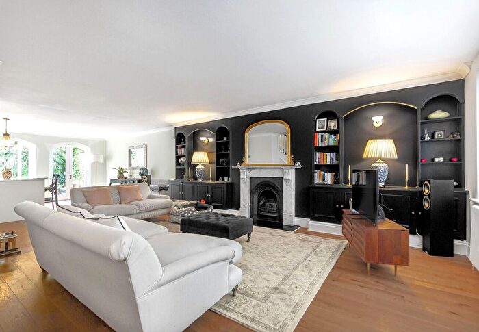 2 Bedroom Flat To Rent In Gerrard Road, Islington, N1