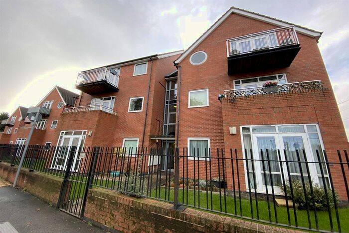 2 Bedroom Flat To Rent In Brook Chase Mews, Chilwell, NG9