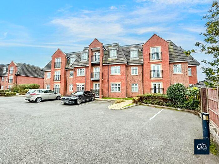 2 Bedroom Flat For Sale In Grange Drive, Streetly, Sutton Coldfield, B74