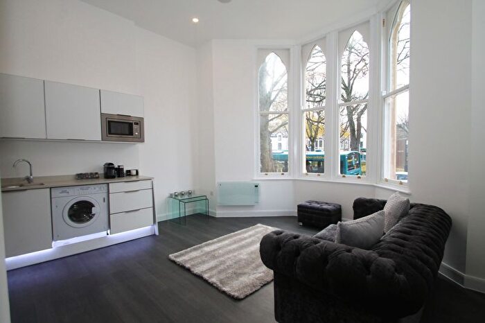 1 Bedroom Flat To Rent In Cathedral Road, Cardiff, CF11