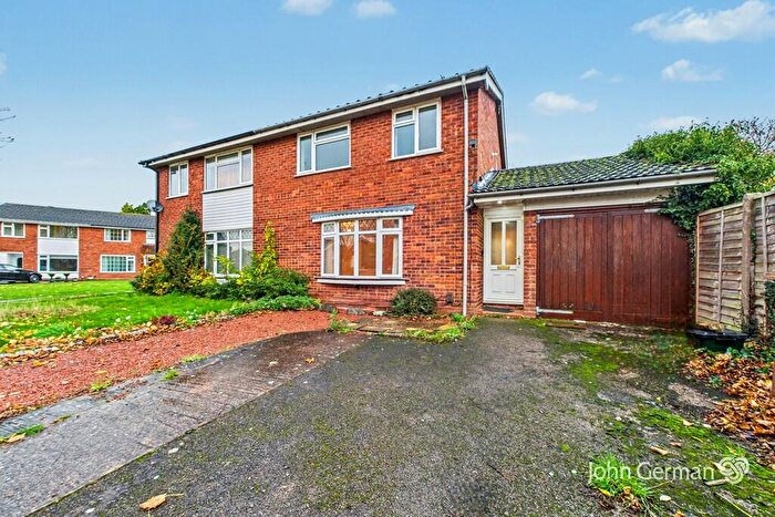 3 Bedroom Semi Detached House For Sale In Lindenbrook Vale, Wildwood, Stafford, ST17
