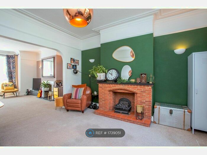 4 Bedroom Terraced House To Rent In East End Road, London, N2