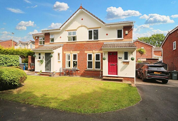 3 Bedroom Semi-Detached House For Sale In Melling Way, Winstanley, WN3