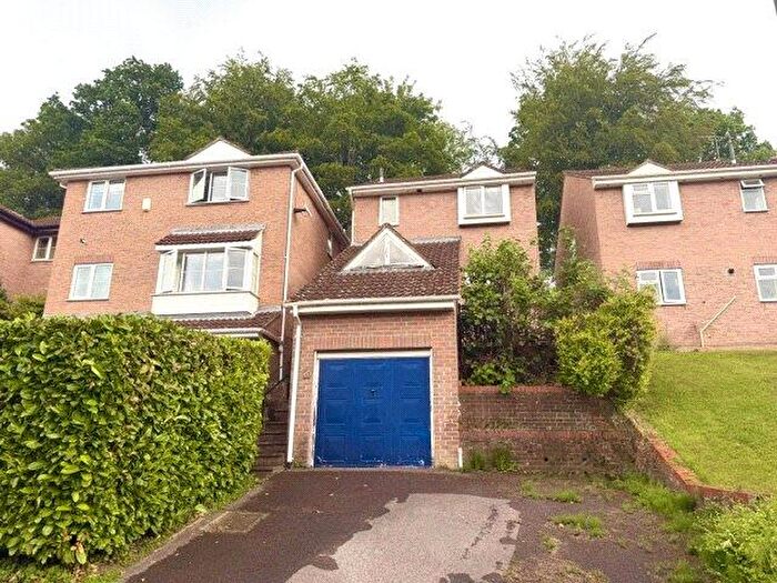 3 Bedroom Detached House To Rent In Vinebank, Southampton, Hampshire, SO18