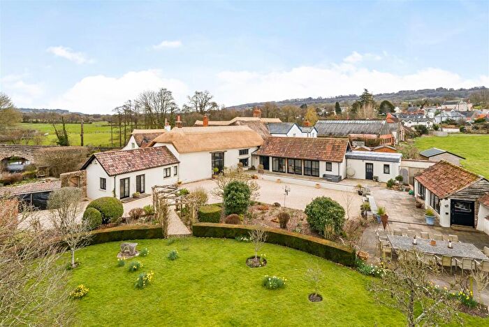 5 Bedroom House For Sale In Culmstock, Cullompton, EX15