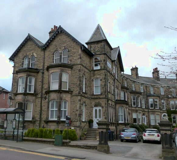 2 Bedroom Flat To Rent In Leeds Road, Harrogate, HG2