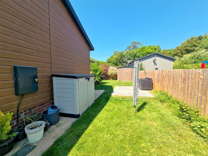 2 Bedroom Chalet For Sale In Watermill Road, Newbourne, Woodbridge, IP12