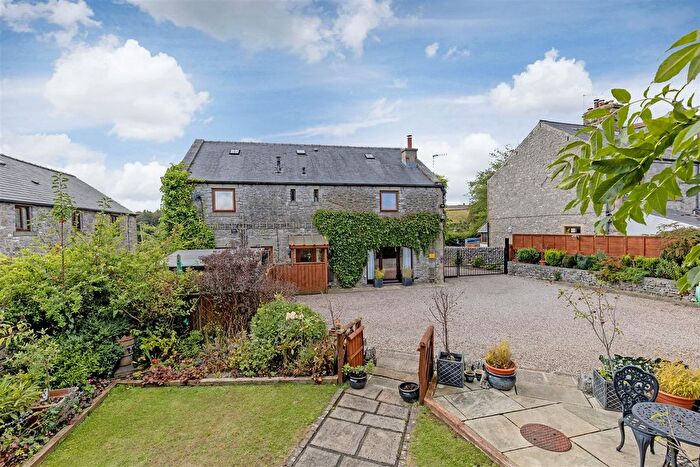6 Bedroom Barn Conversion For Sale In Alma Road, Tideswell, Buxton, SK17