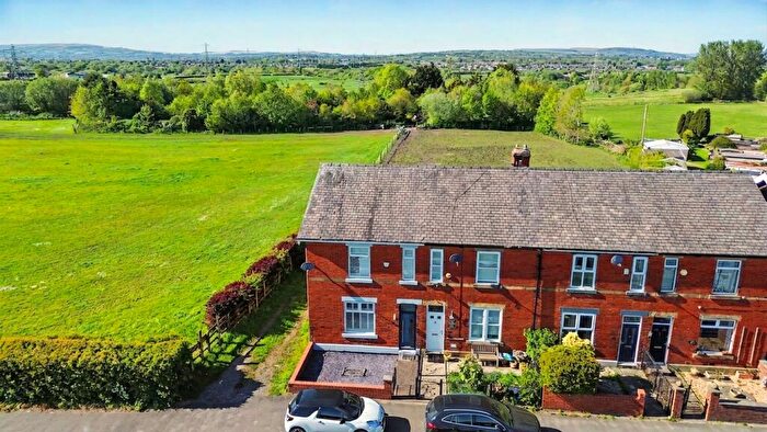 2 Bedroom End Of Terrace House For Sale In Ringley Road West, Radcliffe, M26