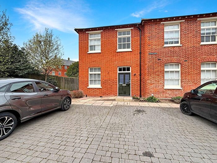 2 Bedroom Terraced House For Sale In Old St Michaels Drive, Braintree, CM7