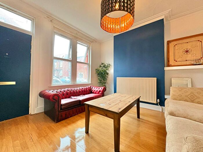 4 Bedroom Terraced House To Rent In Burley Lodge Road, Burley, Leeds, LS6