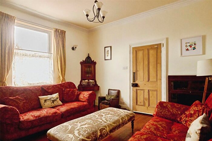 4 Bedroom Semi Detached House For Sale In Belle Vue Terrace, Gilesgate, Durham, DH1