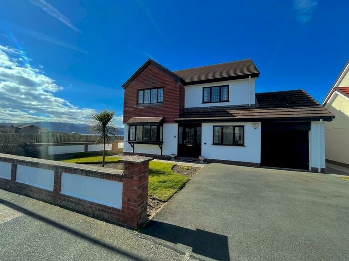 4 Bedroom House To Rent In Great Ormes Road..., Llandudno, LL30