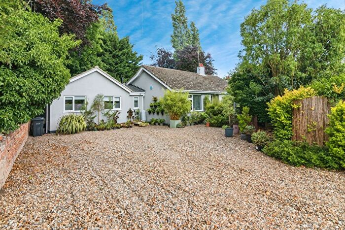 4 Bedroom Bungalow For Sale In Norwich Road, Ditchingham, Bungay, Norfolk, NR35
