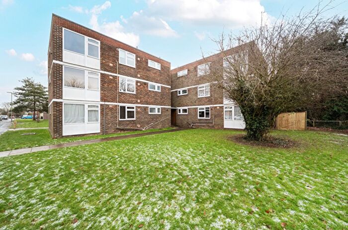2 Bedroom Flat For Sale In Juniper Square, Havant, Hampshire, PO9
