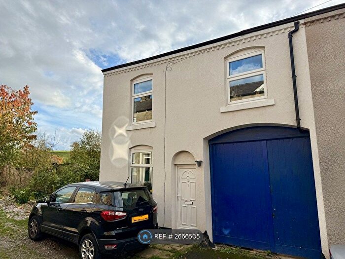 3 Bedroom End Terrace House To Rent In Regent Street, Padfield, Glossop, SK13