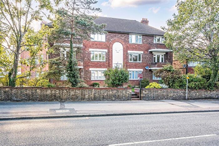 2 Bedroom Apartment For Sale In Manor Road, Wallington, SM6