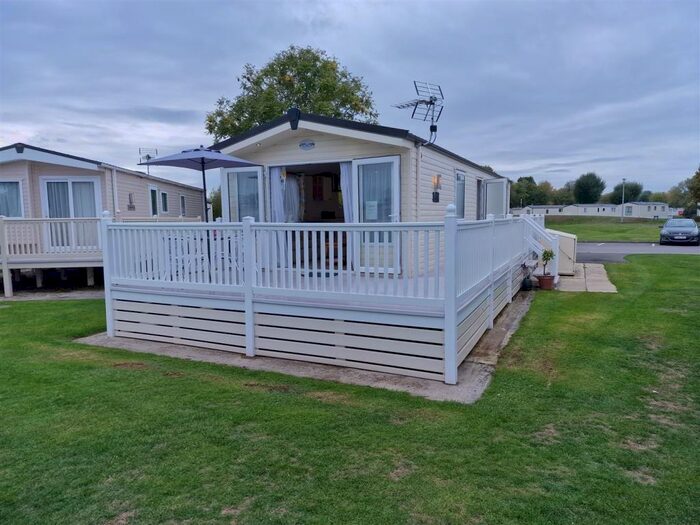 Houses for sale & to rent in South Cerney Village, Cirencester