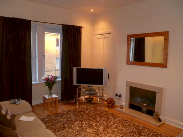 1 Bedroom Flat To Rent In Albert Street, Edinburgh, EH7