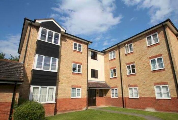 1 Bedroom Flat To Rent In Tamarin Gardens, Cambridge, CB1