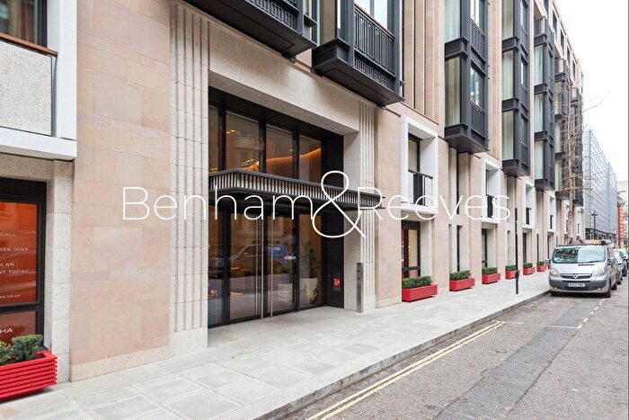 1 Bedroom Flat To Rent In Portugal Street, London, WC2A