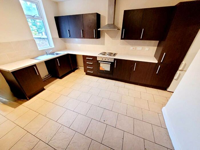 3 Bedroom Terraced House To Rent In Beverley Street, Blackley, M9