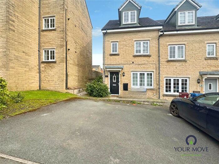 3 Bedroom End Of Terrace House For Sale In Anyon Street, Darwen, Lancashire, BB3