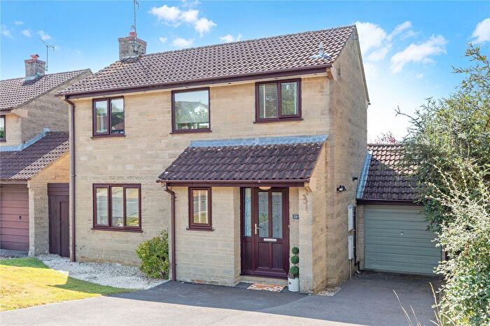 3 Bedroom Detached House For Sale In Greenway Close, Wincanton, Somerset, BA9