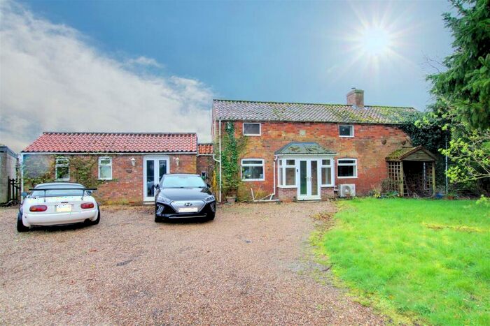 4 Bedroom Detached House For Sale In Low Lane, Croft, Skegness, PE24