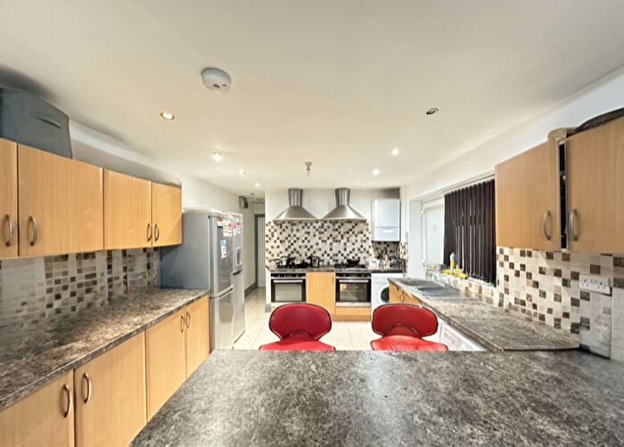 1 Bedroom Terraced House To Rent In Dawlish Road, Birmingham, B29