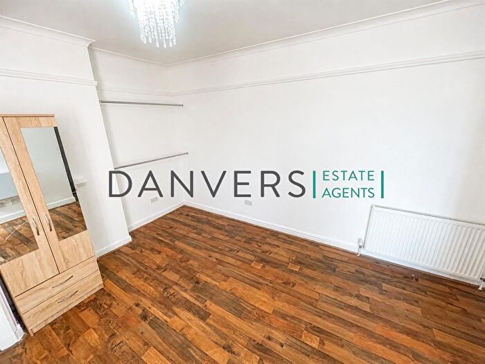 Studio To Rent In Mere Road, Leicester, LE5