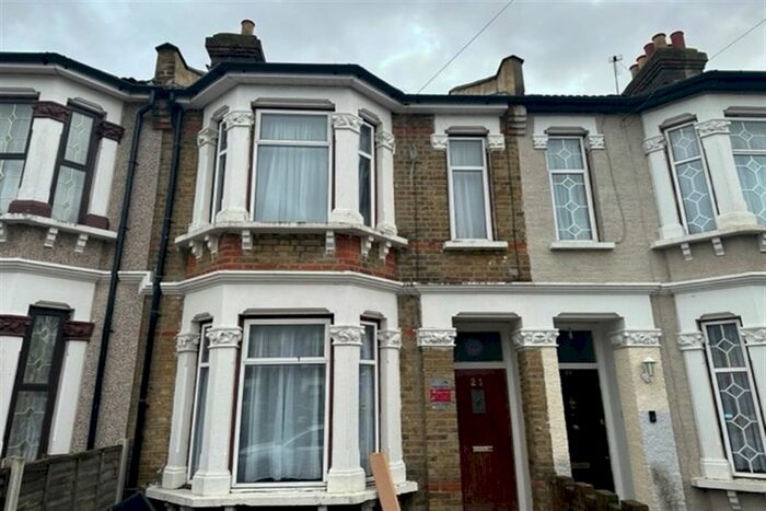 5 Bedroom Terraced House To Rent In Chester Road, London, E7