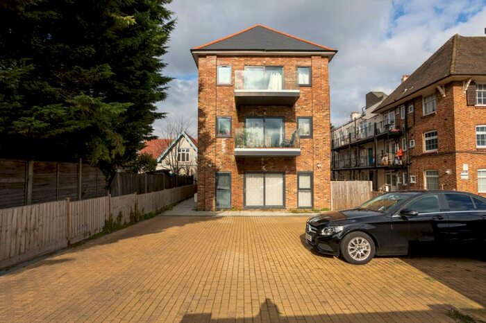 2 Bedroom Apartment For Sale In Siraj Court, London Road, Morden, SM4