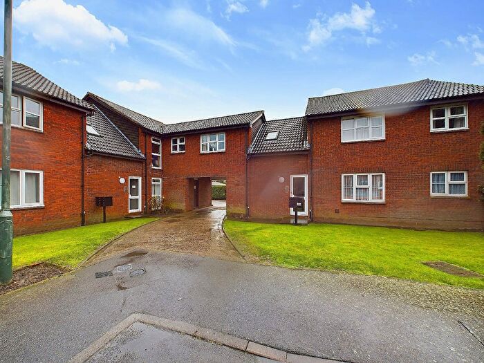 1 Bedroom Flat To Rent In Kirkland Close, Sidcup, Kent, DA15